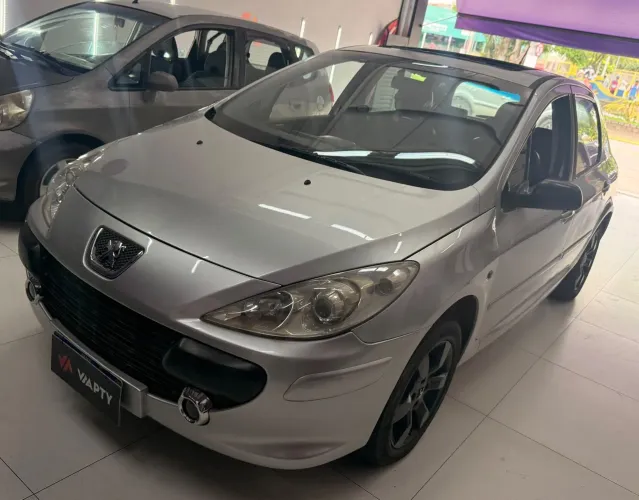Peugeot 307 Presence 2.0 Flex 16V 5P Aut. 2010