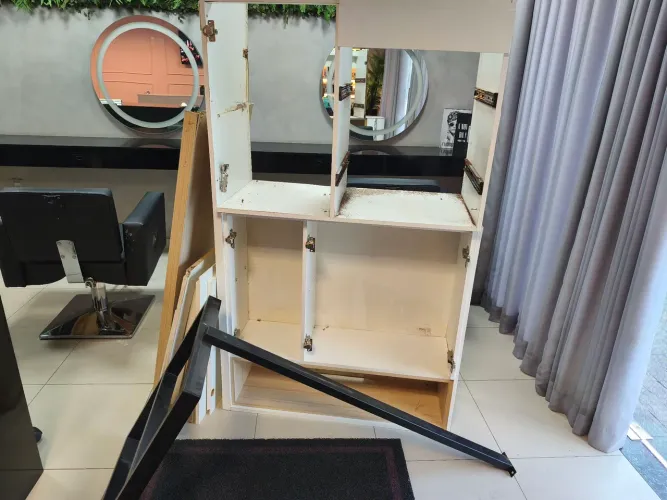 Faço manutenção em armários planejados faça seu orçamento!! 