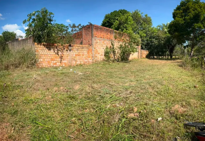 Terreno 10/30 bairro Mariana / ótima oportunidade