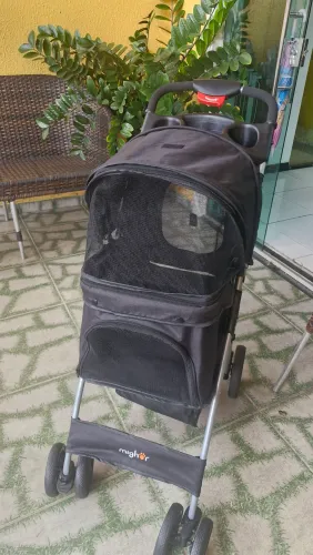 Carrinho passeio PET Mighor.