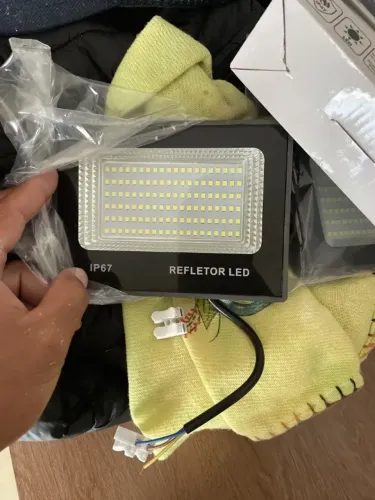 Kit 2 Refletor Super Led 400w Ip67 Holofote Bivolt Prova D'água Branco Frio 6500k Preto