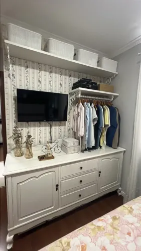 Cabideiro vintage/provençal com mão francesa