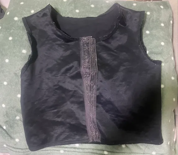 Colete - Compressão masculino Ginecomastia. Tam G
