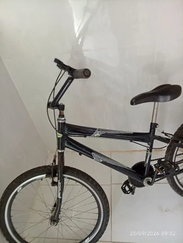 Bicicleta aro 26 A venda ?