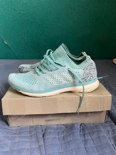 Tênis Adidas Parley X Adzero Prime 39 