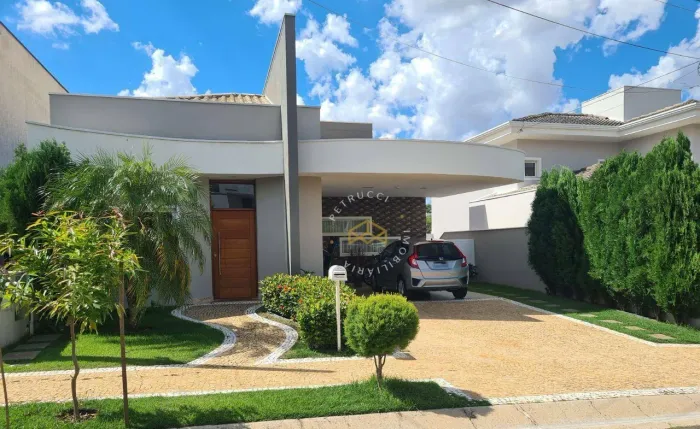 MARAVILHOSA CASA À VENDA EM UM DOS CONDOMÍNIOS MAIS LUXUOSOS DA REGIÃO DE CAMPINAS/SP.