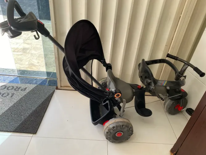 Carro passeio gêmeos 