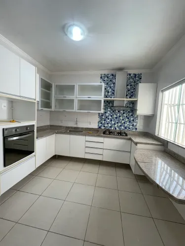 Casa 4 quartos São Francisco - Zona Sul