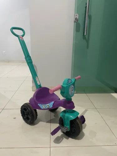 Triciclo para criança de 1 ano