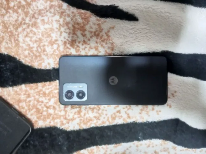 Moto g54