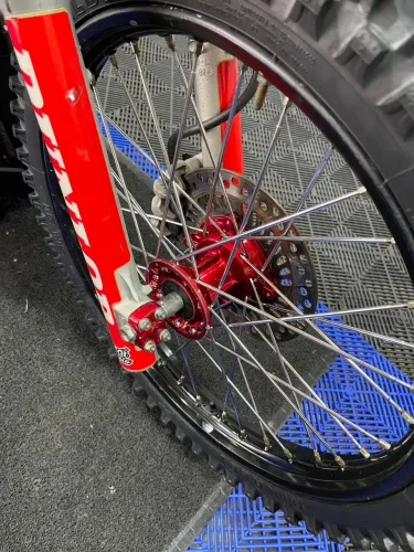 moto CRF 230