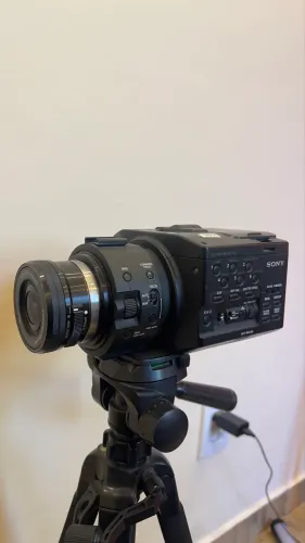 Camera Sony Nex Fs100 | Bateria + Tripé + Lente + Ac Adaptor/Charger