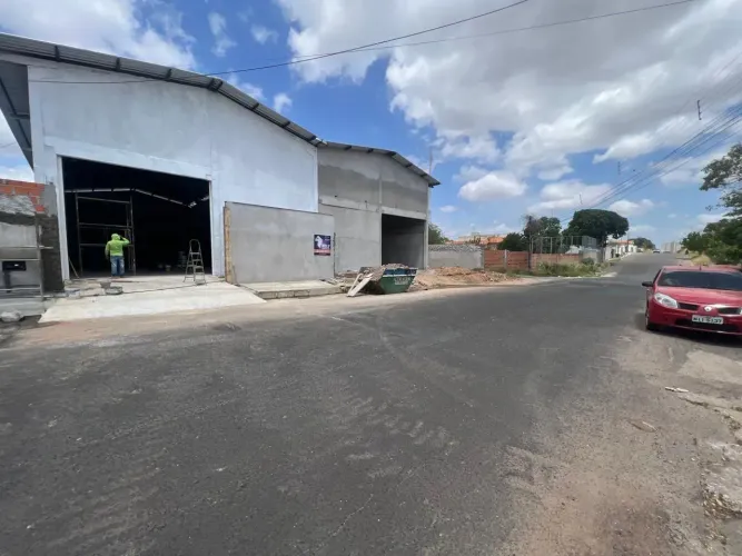 no Galpão comercial com 360,00 M² no Bairro Gurupi em Teresina, próximo a BR-343