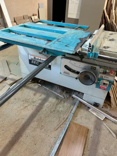 Serra Esquadrejadeira Baldan Sec 3ir com eixo inclinável 