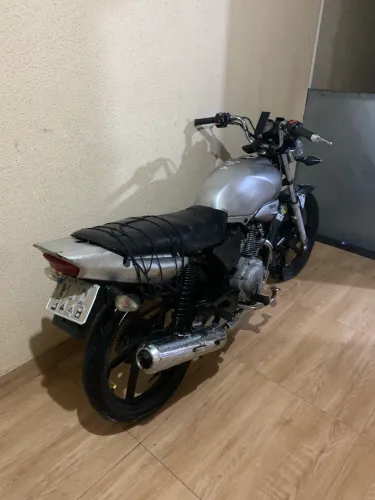 Troco moto,ybr