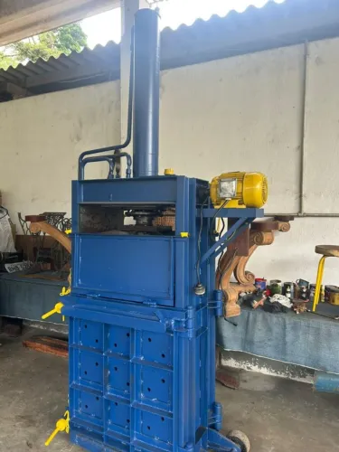 Prensa enfardadeira RIMAQ muito nova Aceito trocas