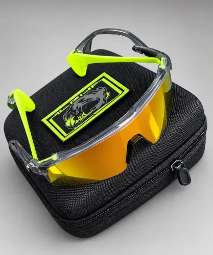 OAKLEY STUNT WING ?