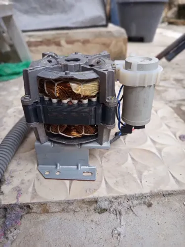 Vendo motor de Tanquinho Colomark 12kg