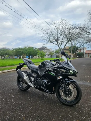 Kawasaki Ninja 500