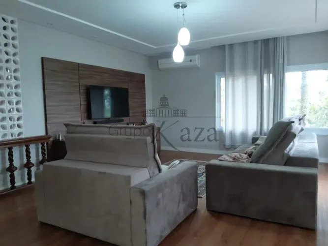 Casa Condomínio em São José dos Campos