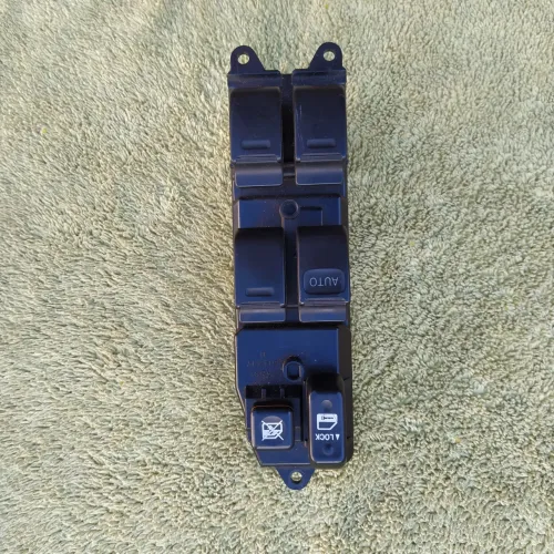 Botões vidro Hilux 140.00