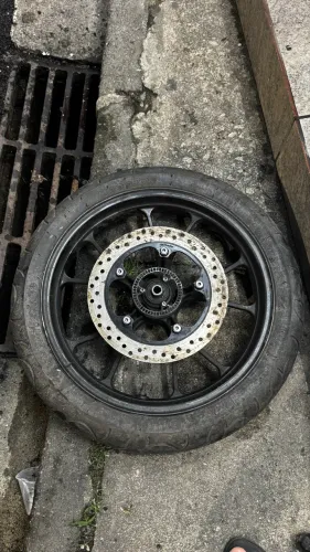 Pneu maggion + Aro Dianteiro CB300F ABS
