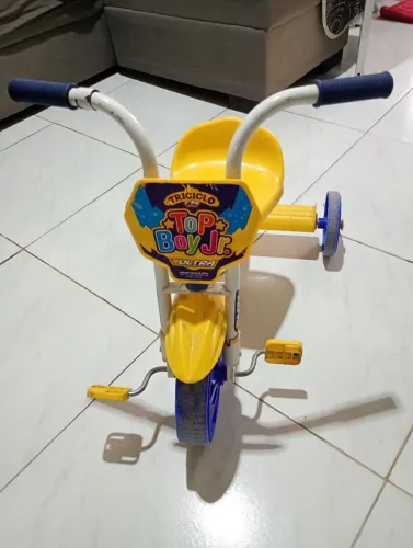 Triciclo motoquinha infantil (ultra bike)