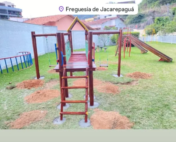 ? PARQUINHO INFANTIL DE MADEIRA COMPLETO ?<br>