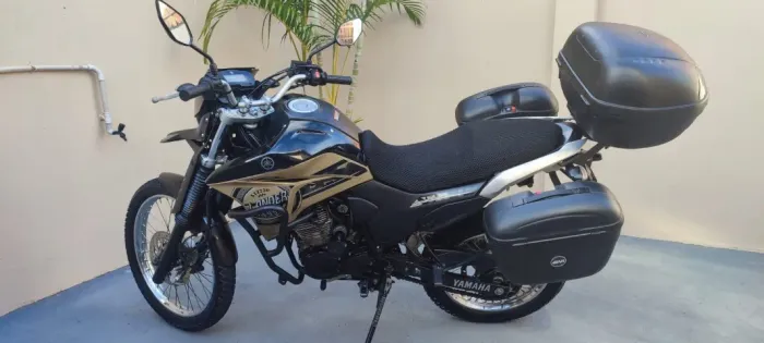 Yamaha Lander Bege 2021/2022, único dono,  com todos acessórios,  bem conservada,  IPVA 25