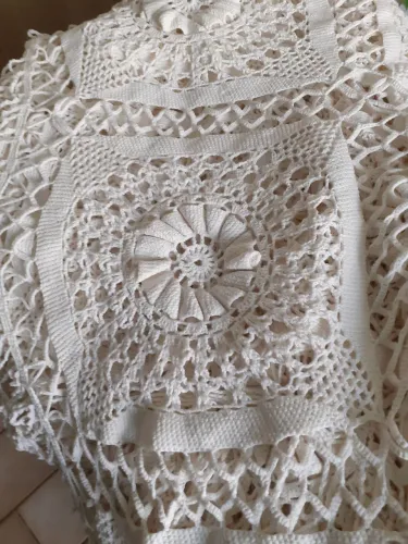 Colcha de crochê casal nova