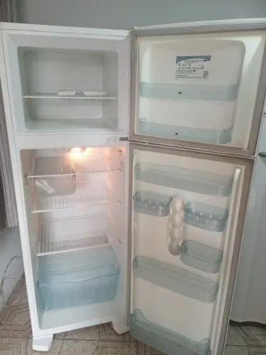 GELADEIRA ELECTROLUX DUPLEX 370 LT GELO SECO