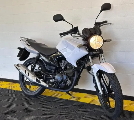 YAMAHA YBR125 FACTOR ED 2014