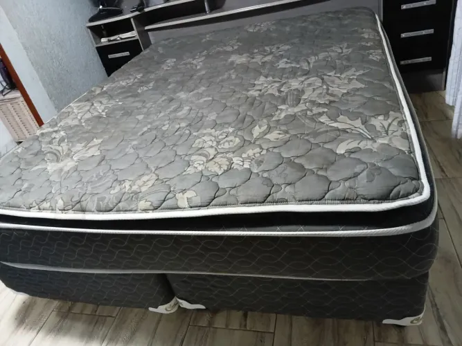 Cama box Quem Size Castor