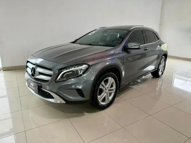Mercedes-Benz GLA-200 GLA 200 Night 1.6. TB 16V Flex Aut. 2015