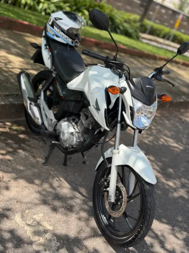 Vende-se 160 2024 único dono