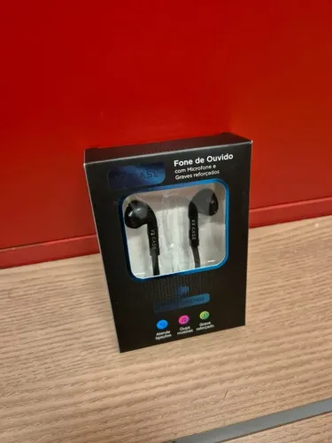 Fone de Ouvido VX Case com Microfone e Graves Reforçados - Novo