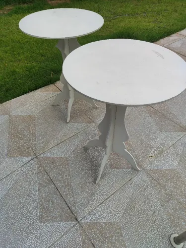 Mesas brancas para decoração