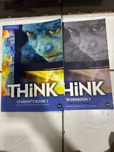 livro para aprender inglês Think nivel A2. pouco usado 