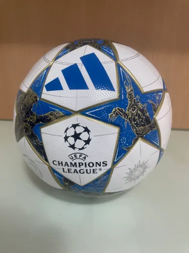 Bola da Champions League 25/26