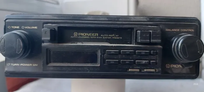 Toca fitas pioneer rádio KE 1414 cara preta