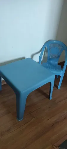 Conjunto Mesa e Cadeira Infantil Azul (Seminovo)