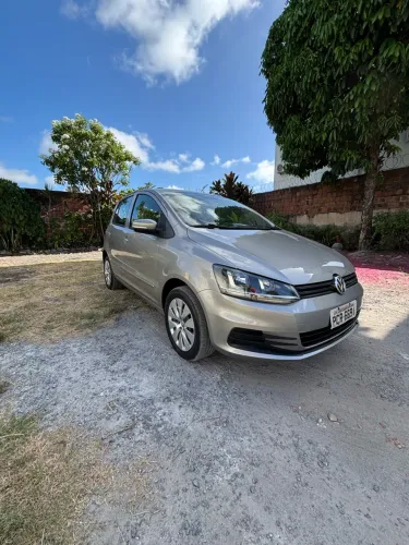 Volkswagen Fox Trendline 1.0 Flex 8V 5P 2015