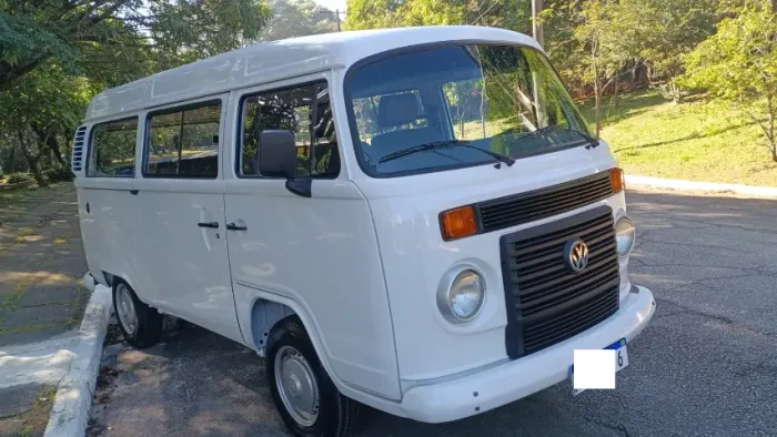 Volkswagen Kombi Standard 1.4 MI Total Flex 8V 2012