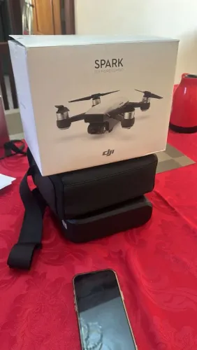 Drone DJI Spark Fly More Combo + 3 Baterias + Controle - Completo