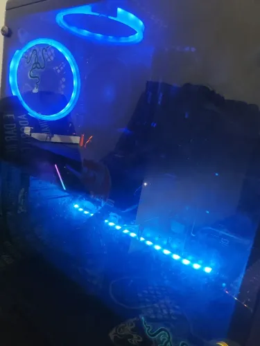 PC Ryzen 5 + RX 5500 XT 8GB + Monitor LG 24? + Mesa