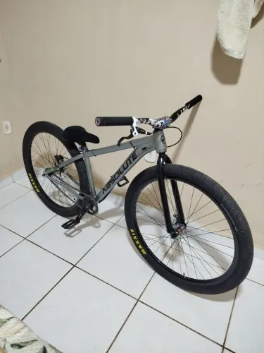 Bike Absolute Nero 5 Aro 29 pneus Maxxis