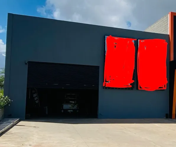 Aluga-se Galpão 375 m2