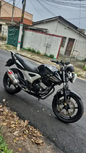 Vendo Twister 271 cc & Titan 150 ES 