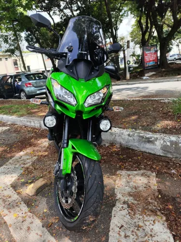 Versys 650 DE GARAGEM