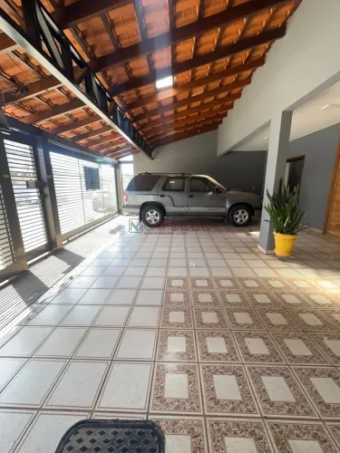 Casa 03 quartos em Taguatinga, Sobrado, 3 pavimentos, 12 quartos, QNJ 35, Aceita financiam